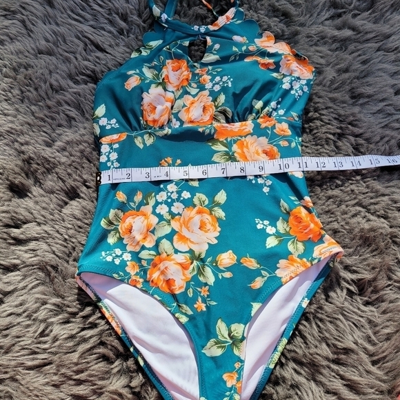 CUPSHE Women's One Piece Swimsuit Floral Print High Neck Scallop Bathing Suit XS - Picture 7 of 12